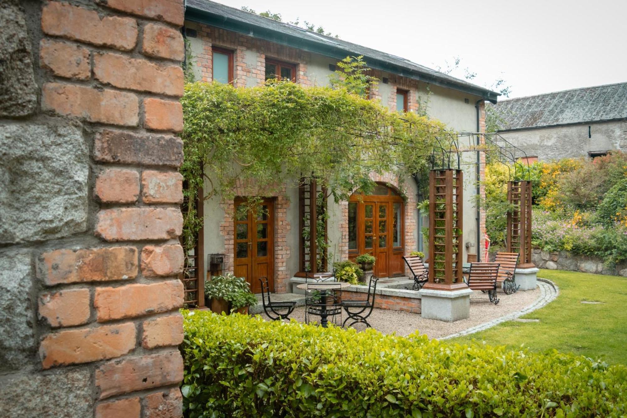 Villa Croneybyrne Courtyard Clara Exterior foto