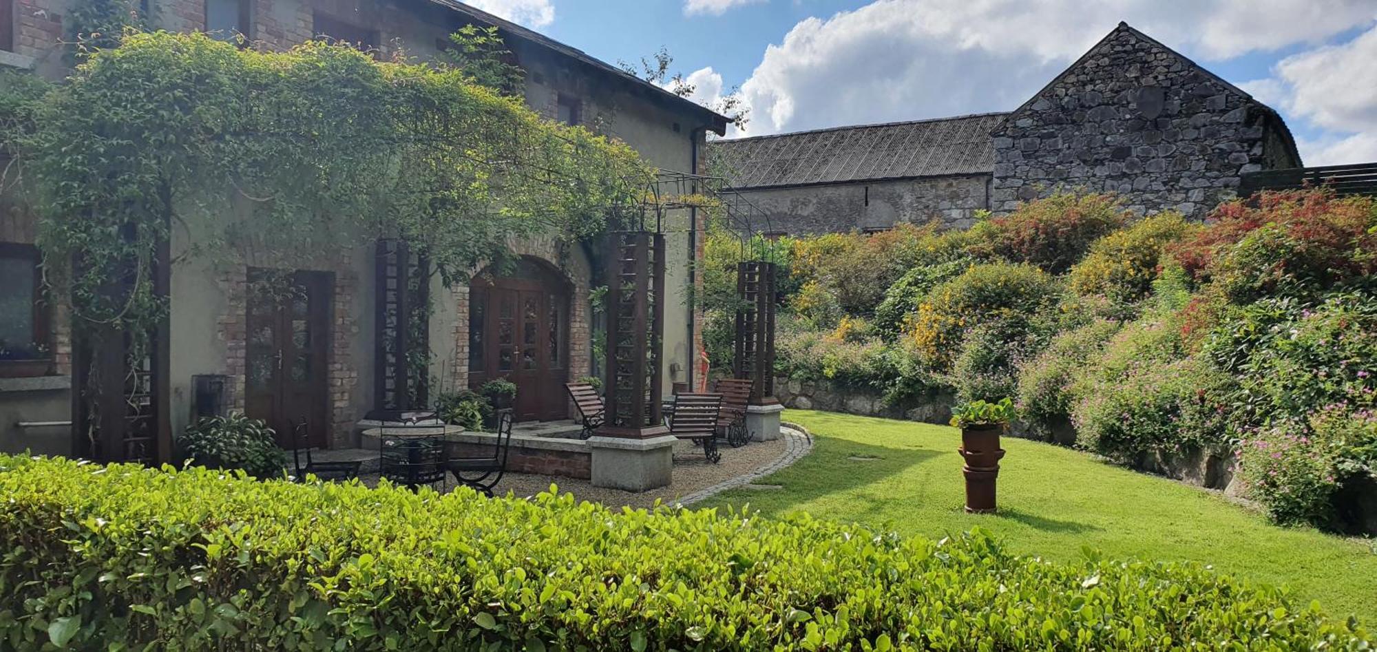 Villa Croneybyrne Courtyard Clara Exterior foto